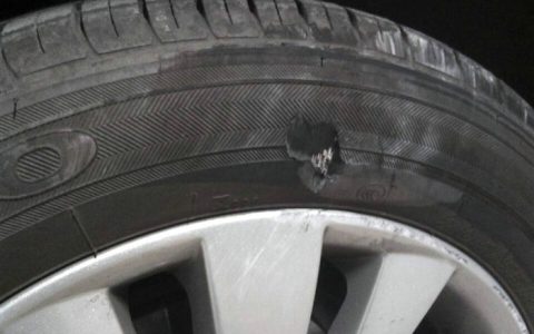 轮胎边缘扎钉子可以补吗