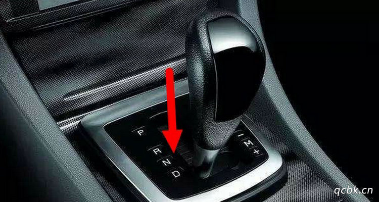 自动挡停车挂P还是N