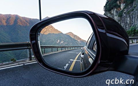 汽车反光镜怎么调