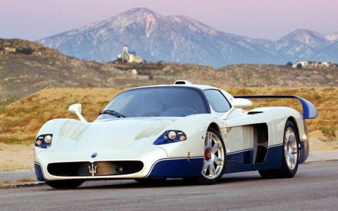 玛莎拉蒂mc12多少钱一辆