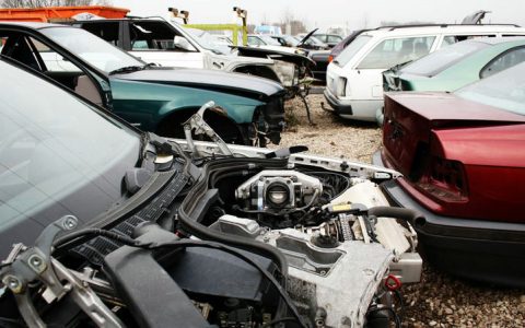 汽车一般开多少公里就报废了