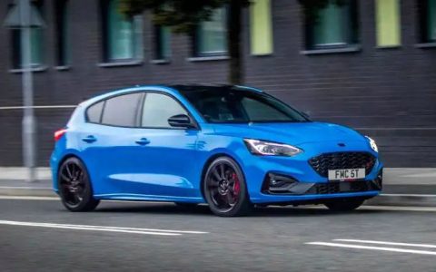 福克斯轮胎多久换一次 福克斯轮胎型号是什么