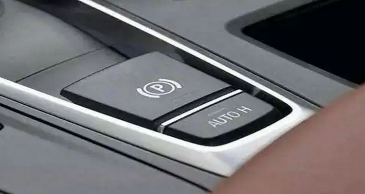 P档能代替手刹吗