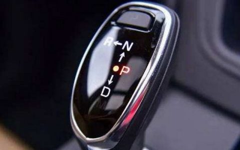 自动挡N档在什么情况下用