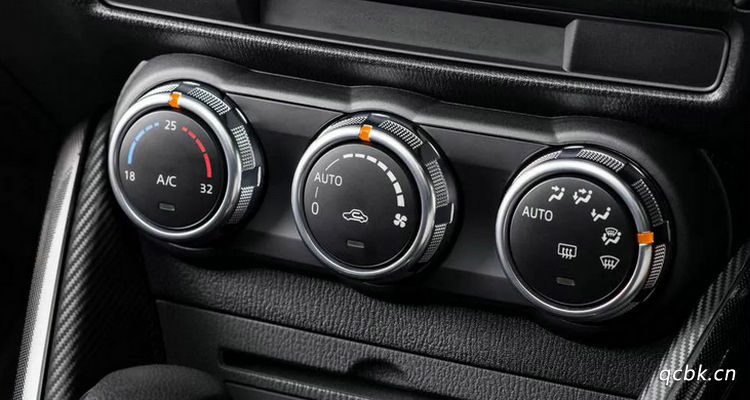 汽车空调只吹热风不制冷怎么回事