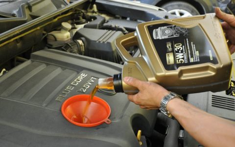 凯越保养需要多少机油