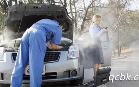 汽车水箱开锅是什么原因造成的