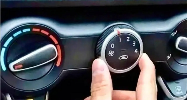 车内除雾的正确使用方法 车内除雾的方法