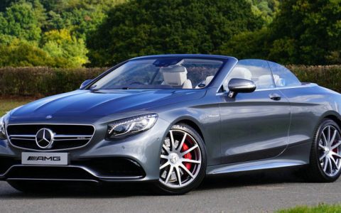 宝马质量好还是奔驰质量好