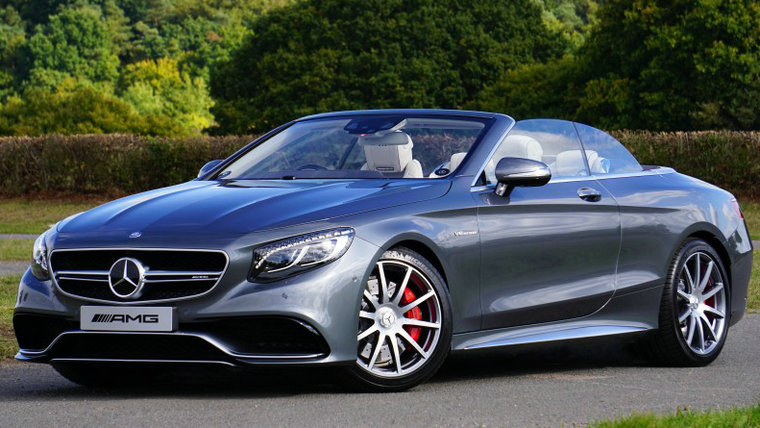 宝马质量好还是奔驰质量好