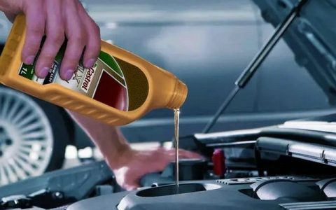 自动挡汽车需要换哪些油