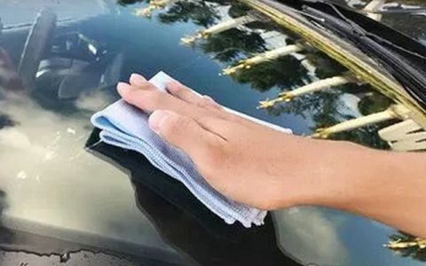 汽车挡风玻璃油膜怎么清洗才干净