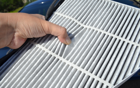 空调滤芯多长时间换一次