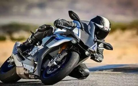 摩托车排气管冒黑烟怎么解决