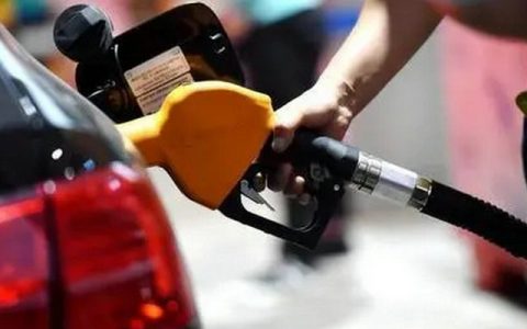 自动挡车怎么开省油技巧