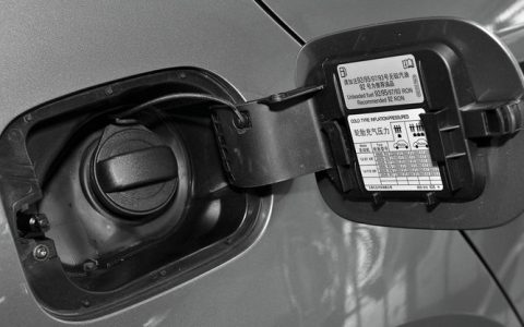 汽车油箱进水会怎么样