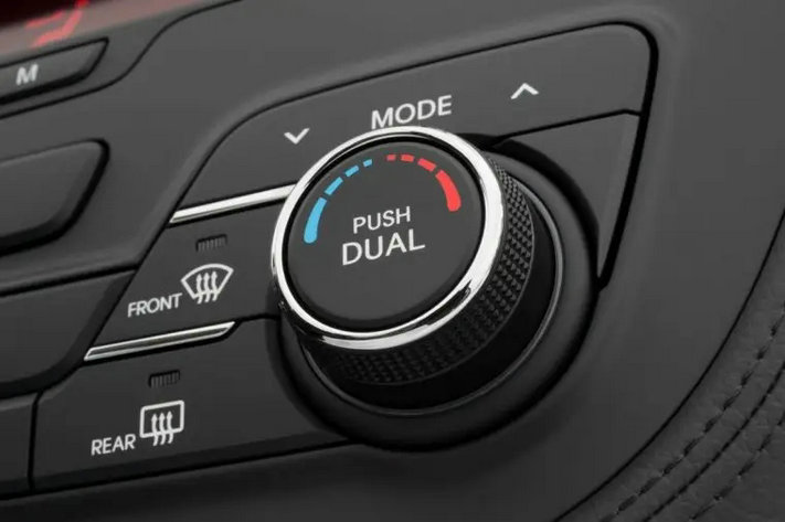 REAR汽车按键是什么意思