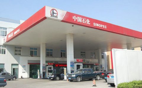 新手第一次加油油枪怎么使用