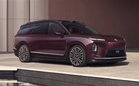 大三排SUV销冠！蔚来全新ES8 M42星云红配色上市：选配价1万元