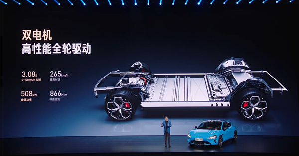 21.99万起 新一代小米SU7上市：全系大升级、继续按着特斯拉打！