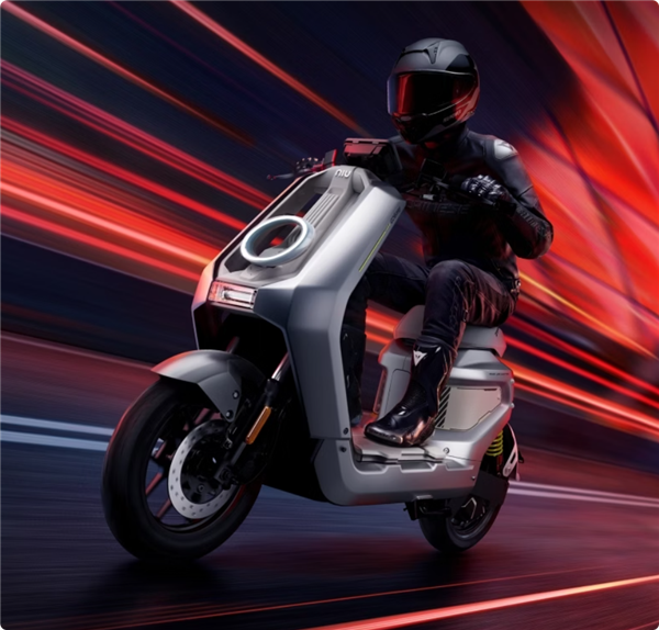 全球首款AI智能两轮电动车 小牛NXT2今天开售 5299元起