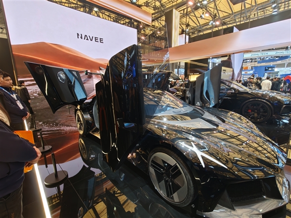 探路发布两款概念车：剪刀门轿跑超拉风 百公里加速1.8秒