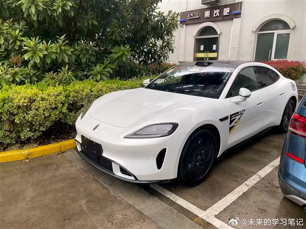 续航最远905km 尚界Z7白色版实车曝光:配黑轮圈真精神