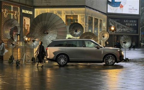 小鹏全新旗舰SUV GX实车亮相：大湾区“路虎揽胜”来了