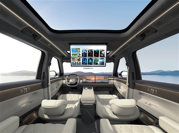 上汽大众ID. ERA 9X量产下线：行业首发木纹魔术屏 比国产新势力还科幻