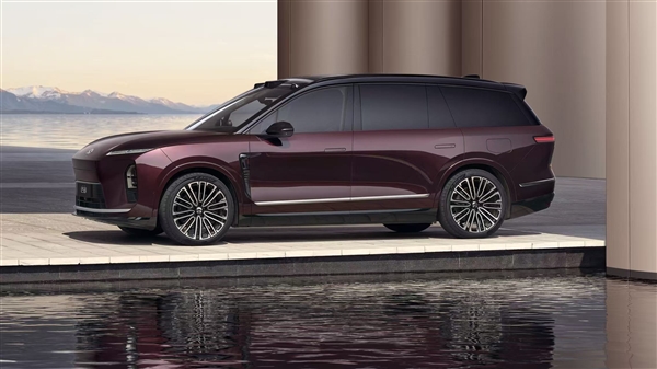大三排SUV销冠！蔚来全新ES8 M42星云红配色上市：选配价1万元