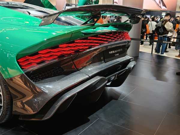 追觅首款SUV概念车首秀：超跑风格外观 辨识度拉满