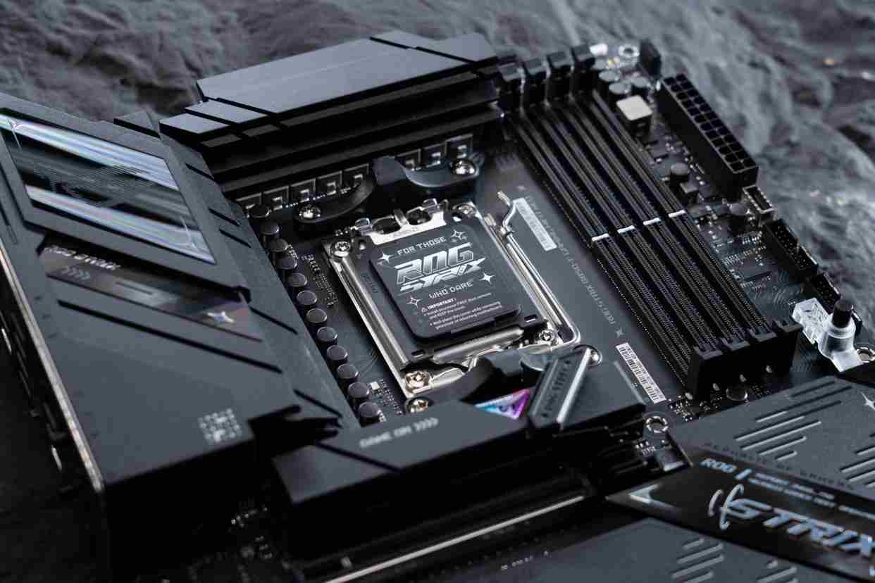 带NEO的B850有多顶? 华硕ROG STRIX B850-F GAMING WIFI7 NEO主板测评