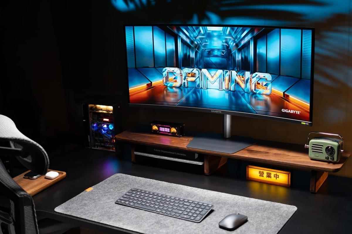 34寸QD-OLED高端带鱼屏! 技嘉MO34WQC36电竞显示器测评