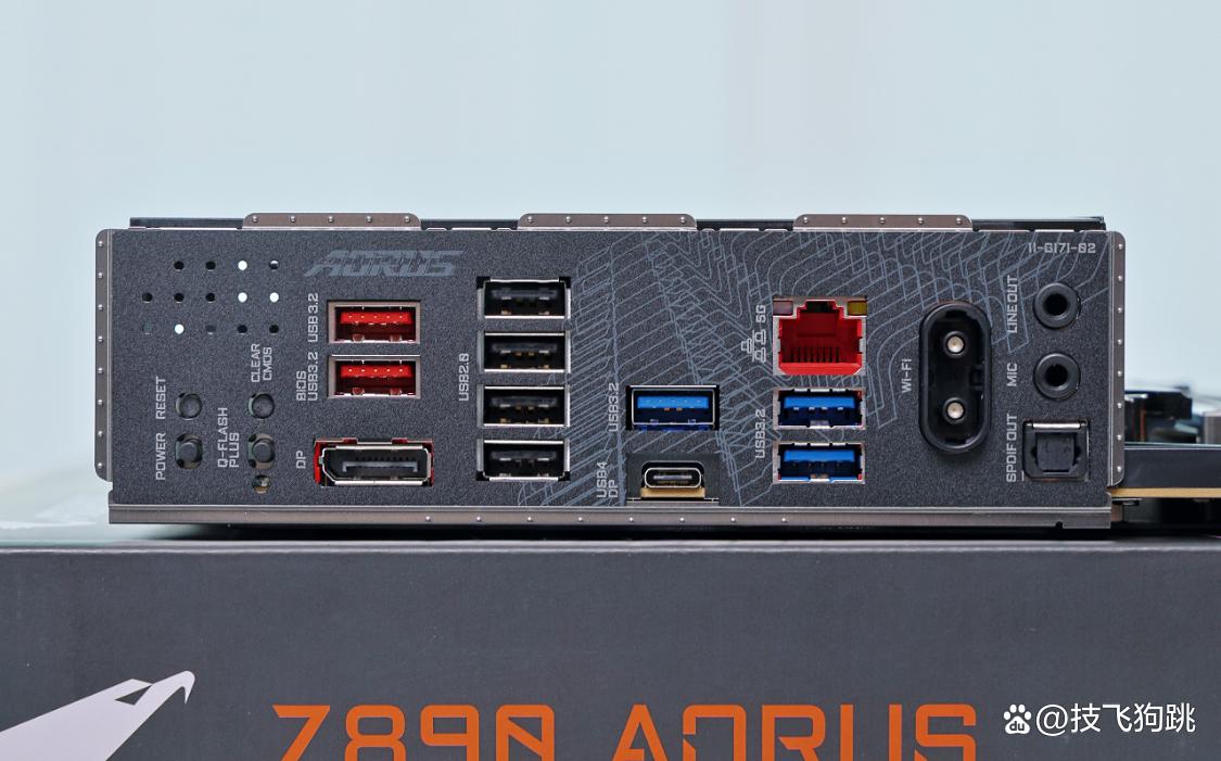 酷睿270K Plus+技嘉Z890小雕DUO X+5080HOF组装机性能测评