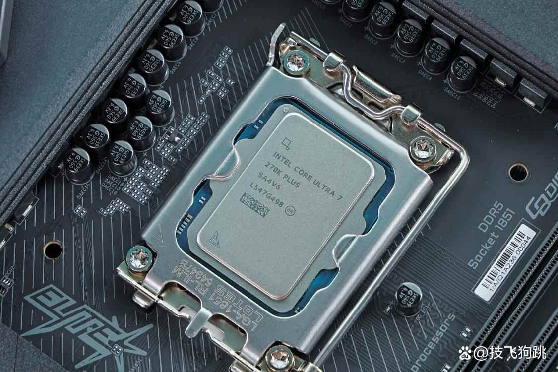 酷睿270K Plus+技嘉Z890小雕DUO X+5080HOF组装机性能测评