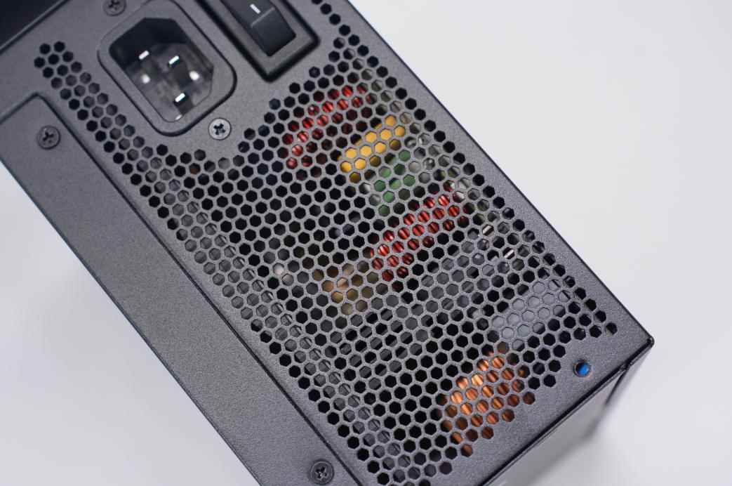 电脑装机一步到位! Intel Ultra 7 270K PLUS+HOF 5080+长城F10电源测评