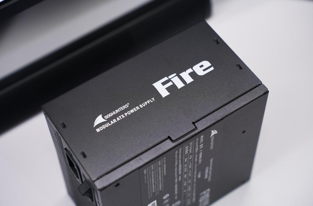 电脑装机一步到位! Intel Ultra 7 270K PLUS+HOF 5080+长城F10电源测评