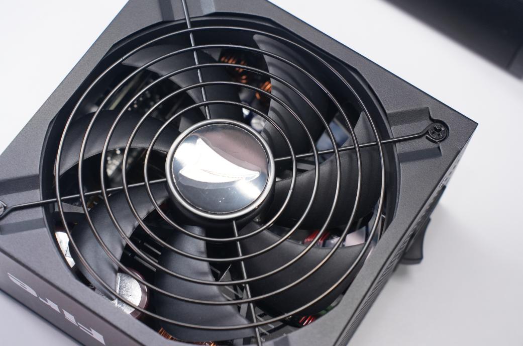 电脑装机一步到位! Intel Ultra 7 270K PLUS+HOF 5080+长城F10电源测评