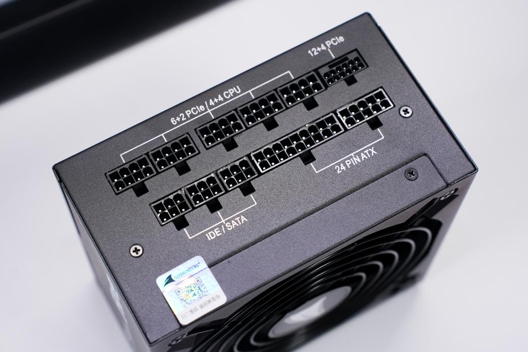 电脑装机一步到位! Intel Ultra 7 270K PLUS+HOF 5080+长城F10电源测评