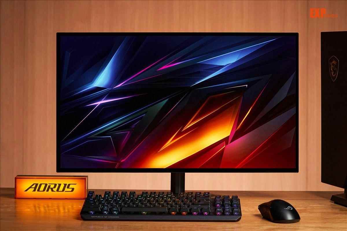 让WOLED告别暗场焦虑! 技嘉GO27Q24G显示器评测