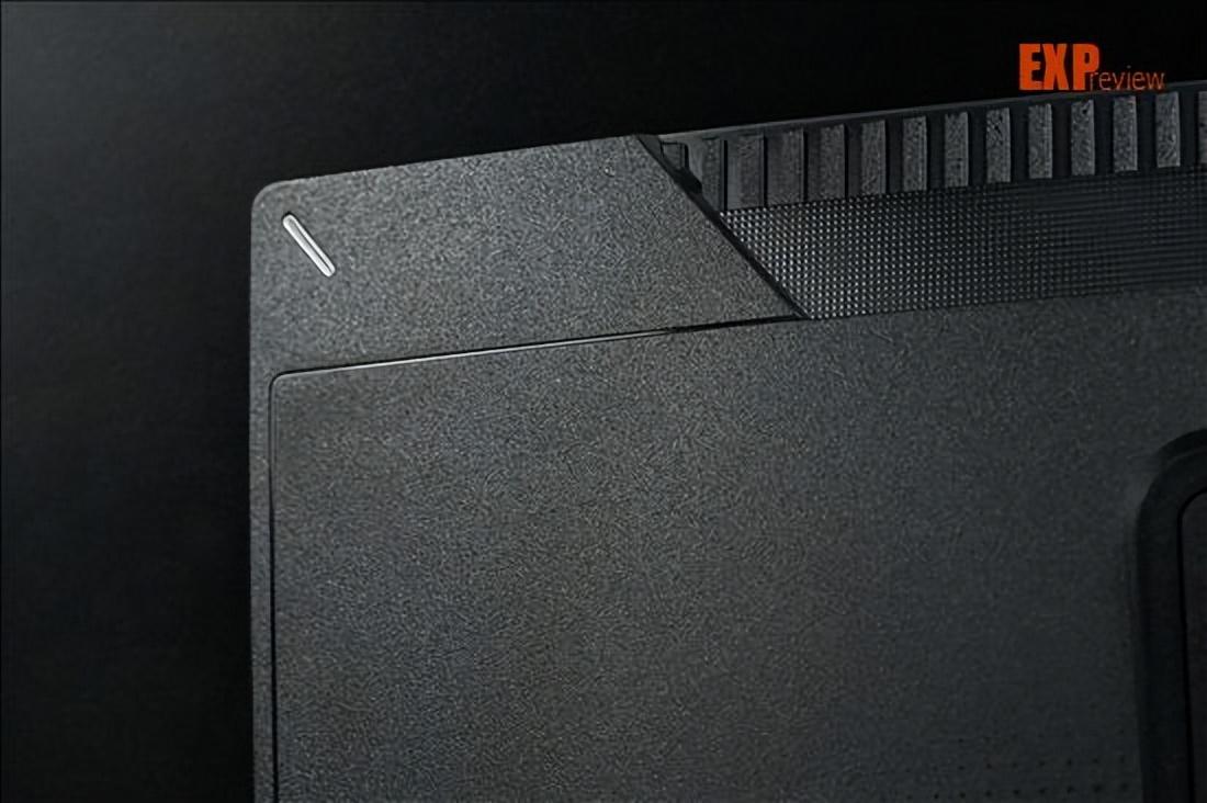 让WOLED告别暗场焦虑! 技嘉GO27Q24G显示器评测