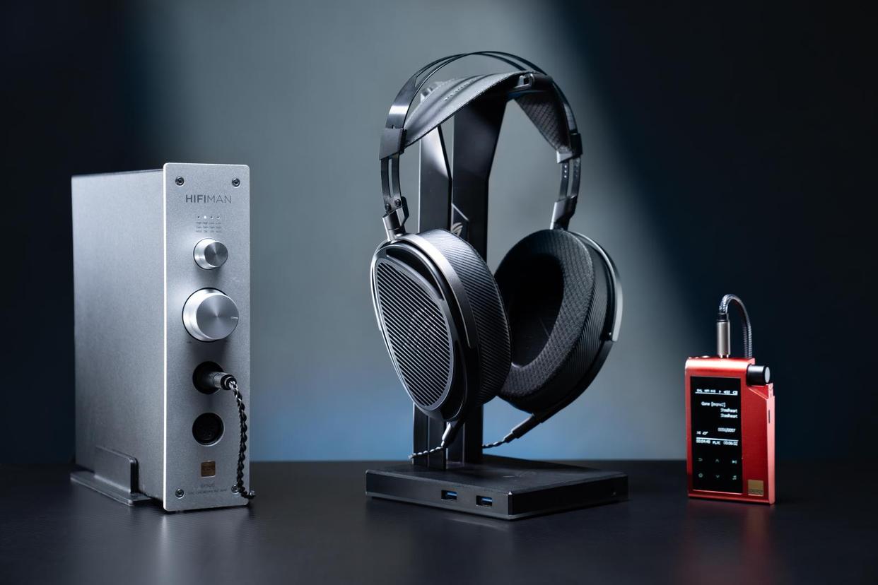 发烧级音质体验来袭! ROG臻世游戏耳机全面测评