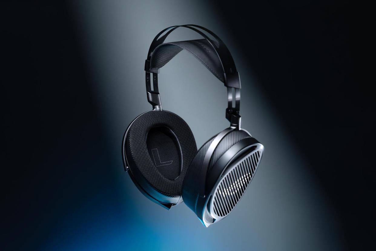 发烧级音质体验来袭! ROG臻世游戏耳机全面测评