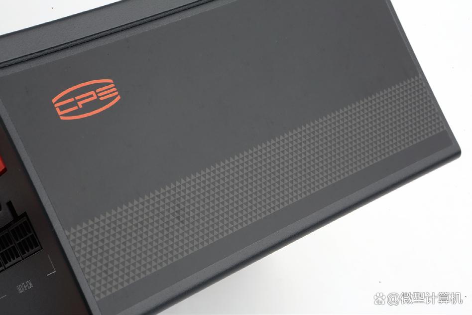 仅0.7元每瓦+599元售价! 超频三战锤KN850 ATX 3.1电源全面测评