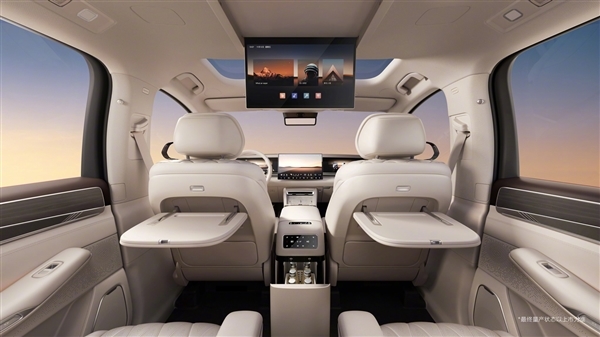 25万起 比亚迪旗舰SUV大唐预售：兆瓦闪充、二代刀片上车！