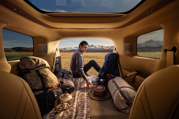 大湾区揽胜来了！小鹏旗舰SUV GX预售：旗舰版39.98万