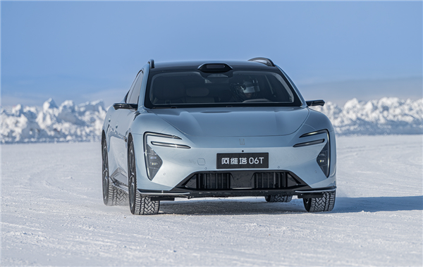 入门就是零百3.74秒双电机后驱 阿维塔06T上市定档