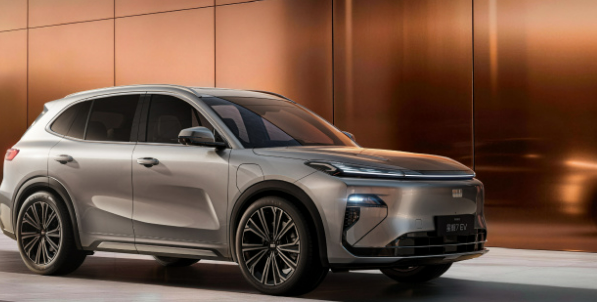 星舰系列首款纯电！吉利银河星舰7 EV正式亮相：最大续航605km