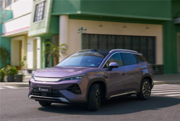 疯狂得像不要钱！比亚迪在澳洲遭疯抢：一箱油成本超千元