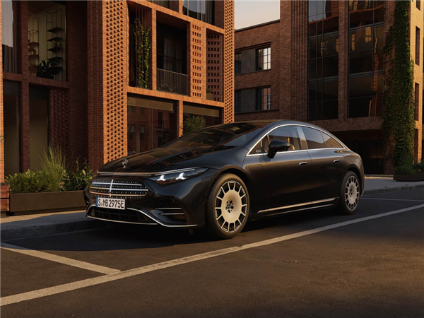 2027款奔驰EQS正式发布：800V快充+122kWh电池 续航可达925公里